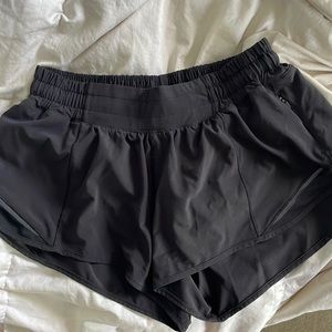 2.5in gotta hot shorts Lululemon